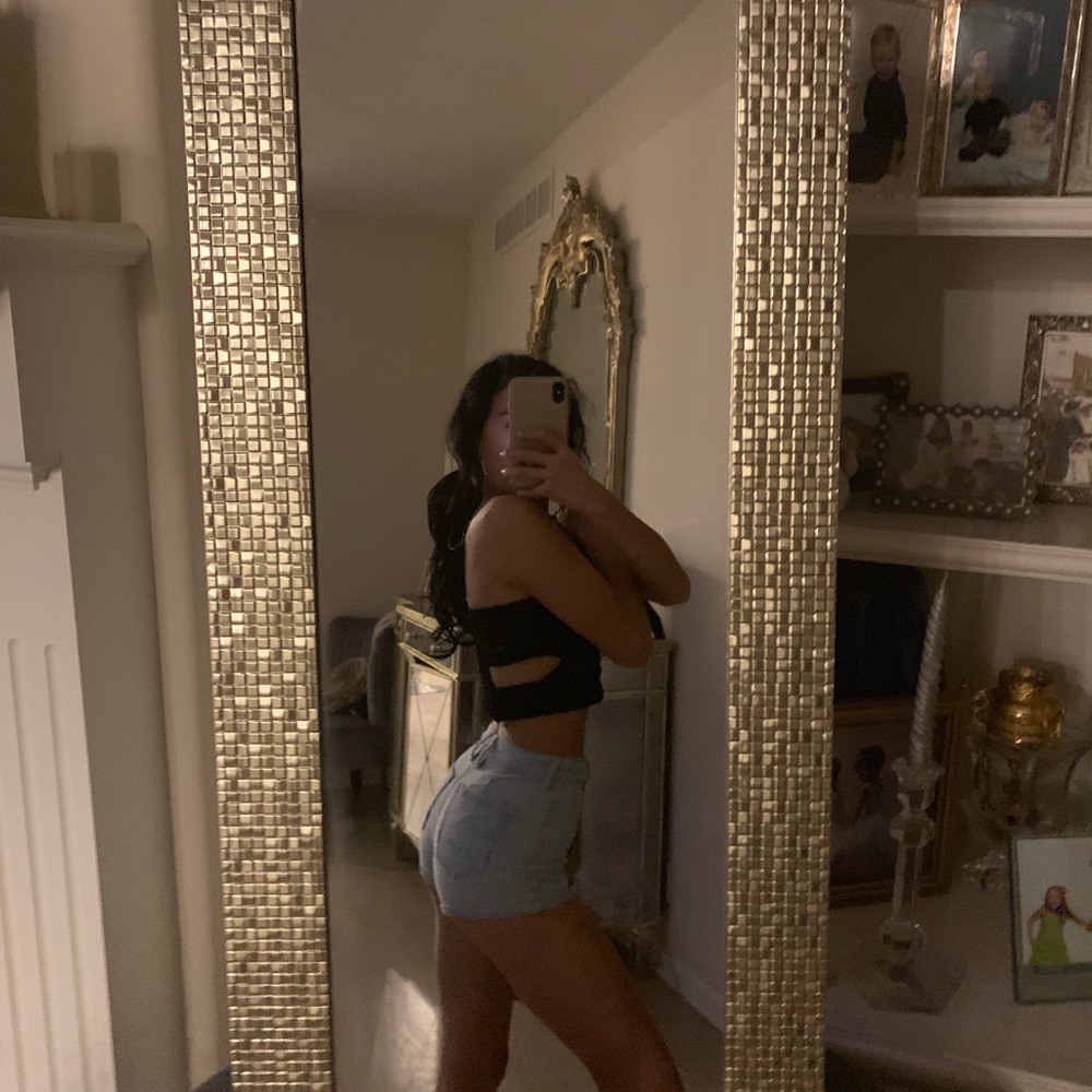 Revolve crop top